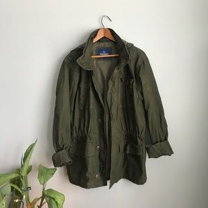 Mens olive green military jacket NWOT